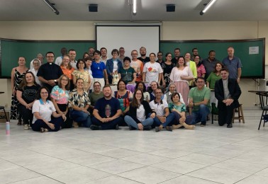 Equipe diocesana da Animação Bíblico Catequética participa de encontro estadual