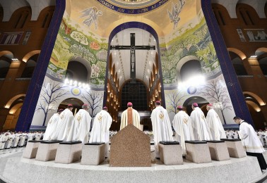 Missa no santuário nacional de Aparecida marca abertura da 61ª Assembleia Geral da CNBB