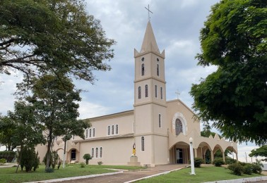 Depois de 15 anos silenciada, torre da paróquia São João Batista é reativada